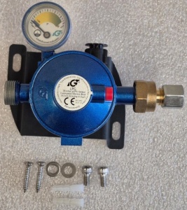 IGT Bulkhead Euro Gas Regulator 10mm Outlet With Manometer